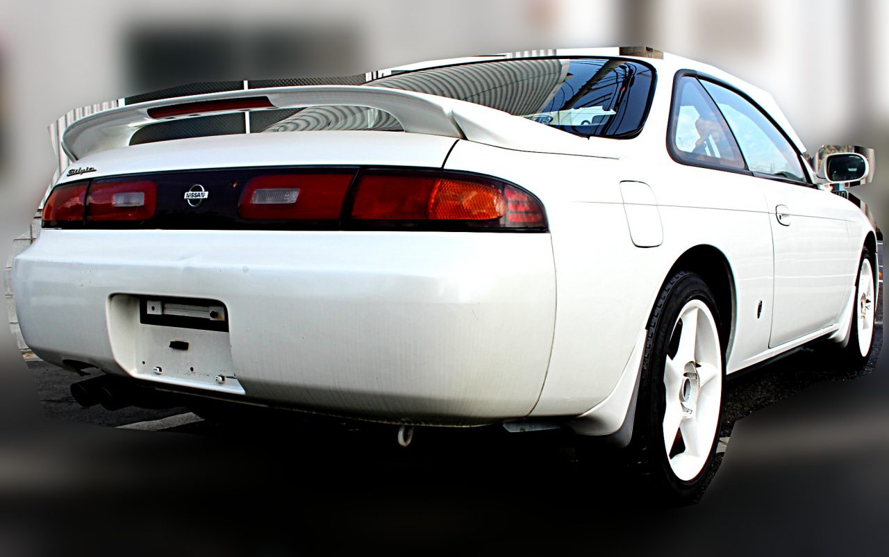 s14_white_4