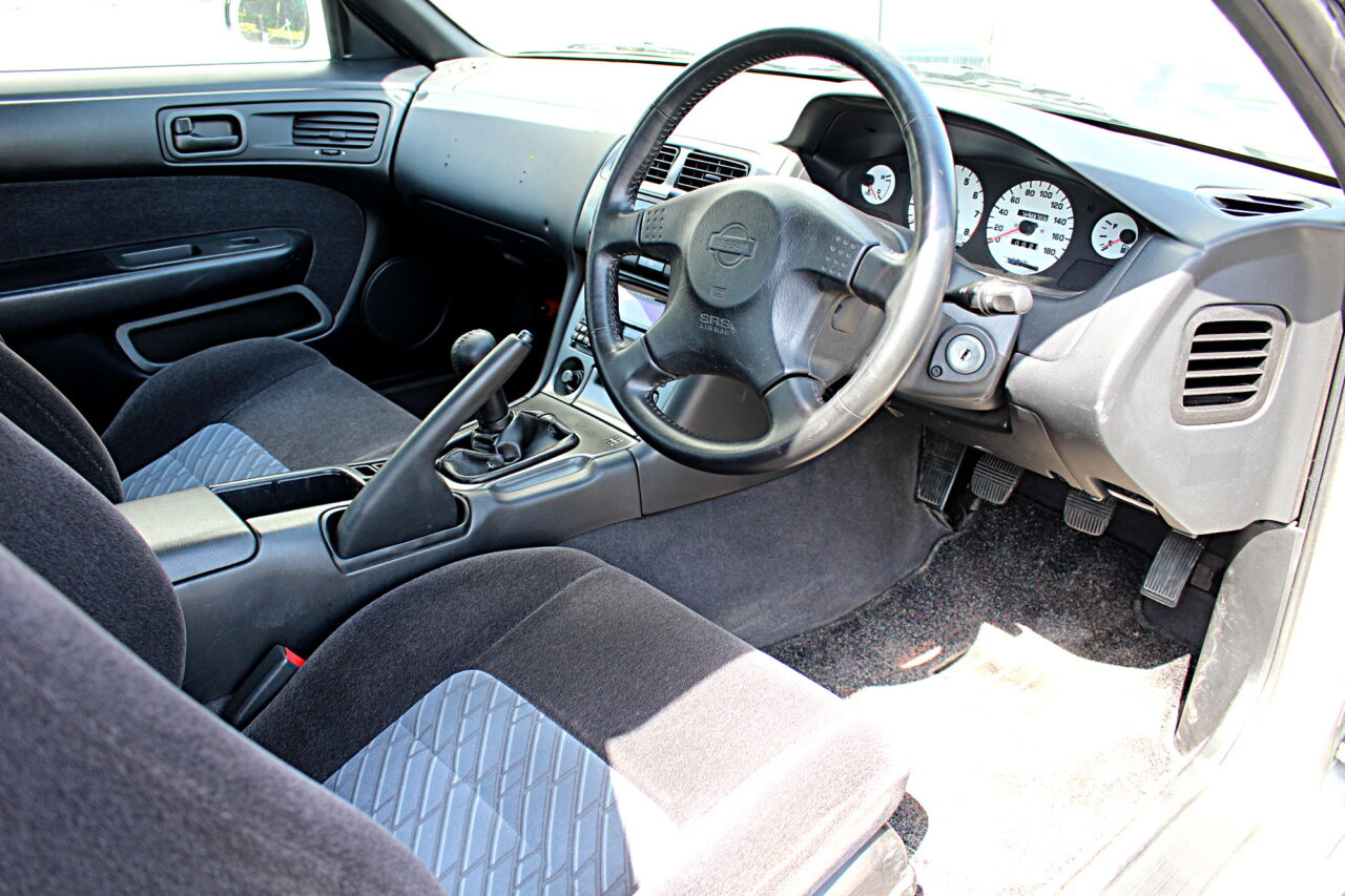s14_white2_6