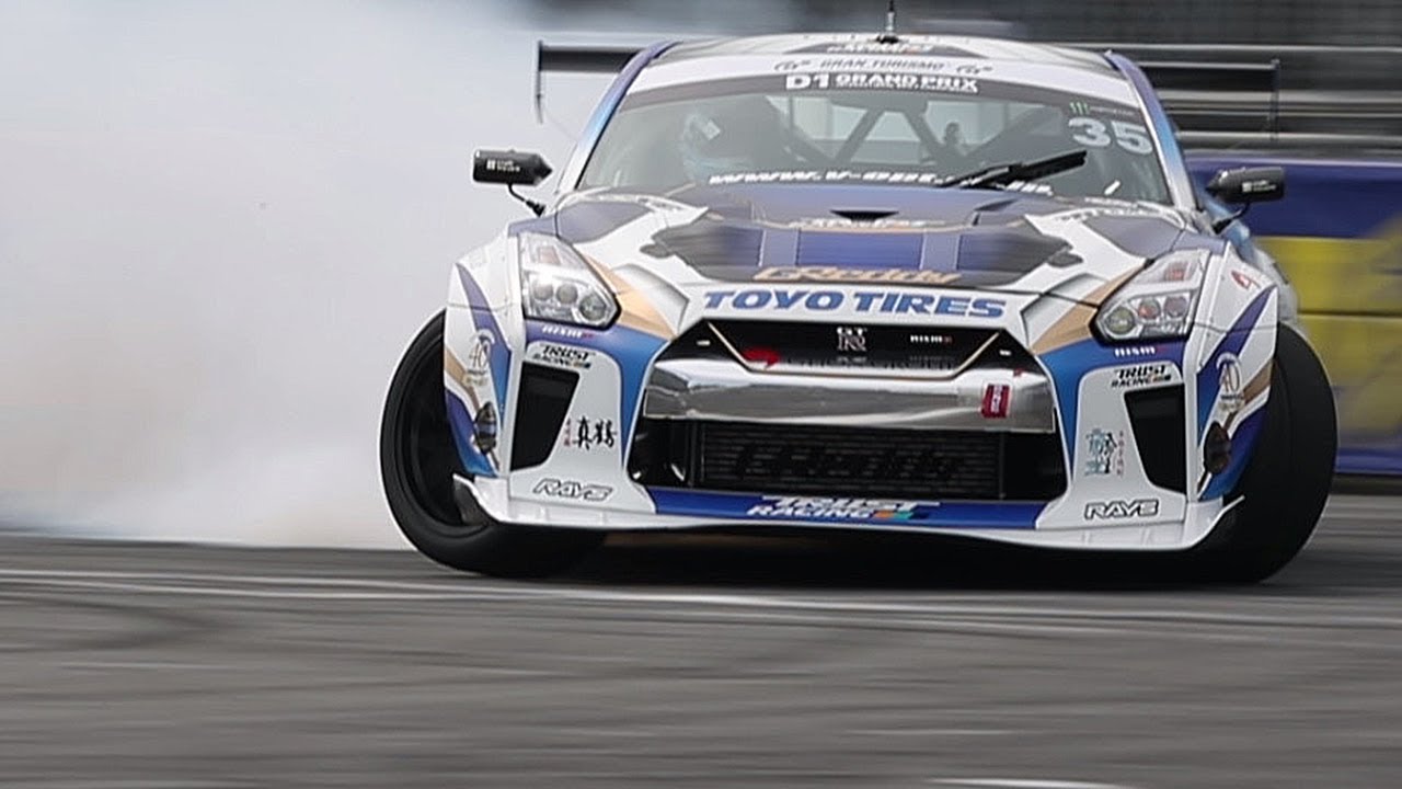 ヨコモYD2 シャーシ　D1GP 川畑真人使用35GTRボディ　ジャイロ付き ヨコモYD2 シャーシ D1GP 川畑真人使用35GTRボディ ジャイロ付き